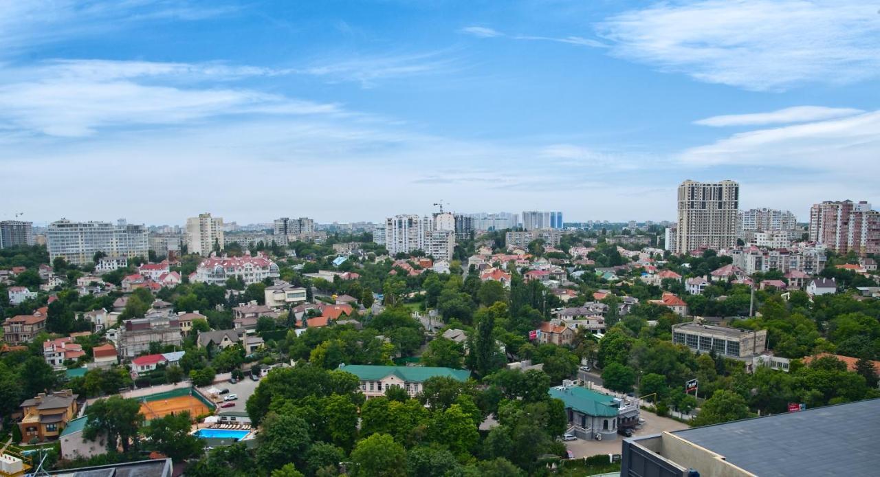 Arcadia Beautiful Apartments Odessa Exterior photo